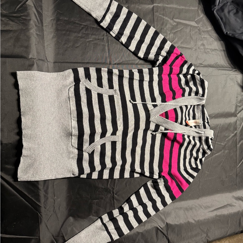 No Boundaries Black, Gray, and Pink Striped V-Neck Sweater